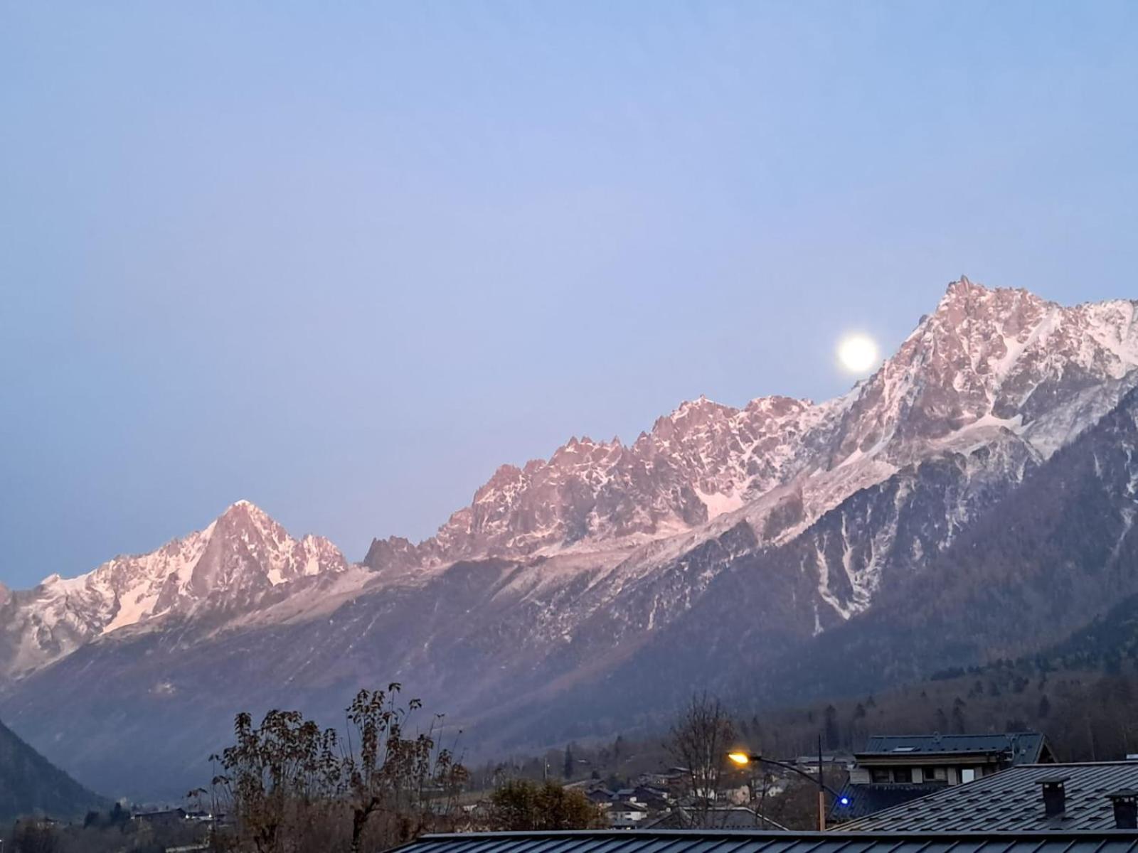 Appartement Bellevue Au Pied Des Pistes 레우쉬 외부 사진